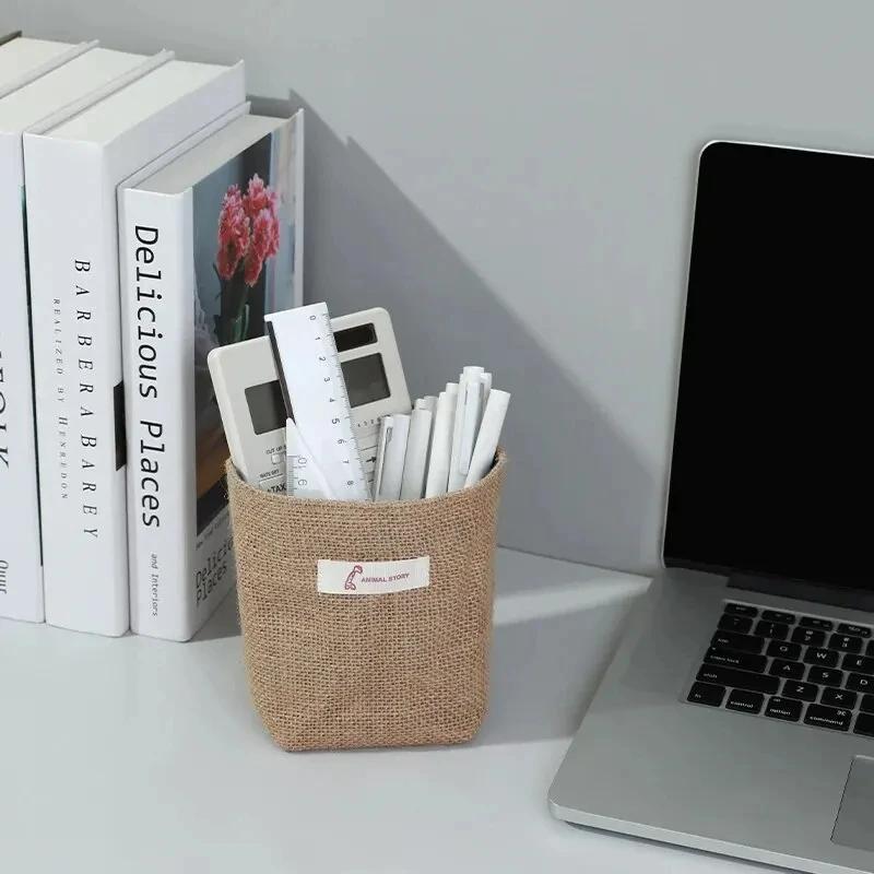 Cotton And Linen Fabric Storage Bag Wall Hanging Storage Bag Hanging Pocket Behind The Door Dormitory Mini Cloth Bag Random Colo
Cotton And Linen Fabric Storage Bag Wall Hanging Storage Bag Hanging Pocket Behind The Door Dormitory Mini Cloth Bag Random Colo