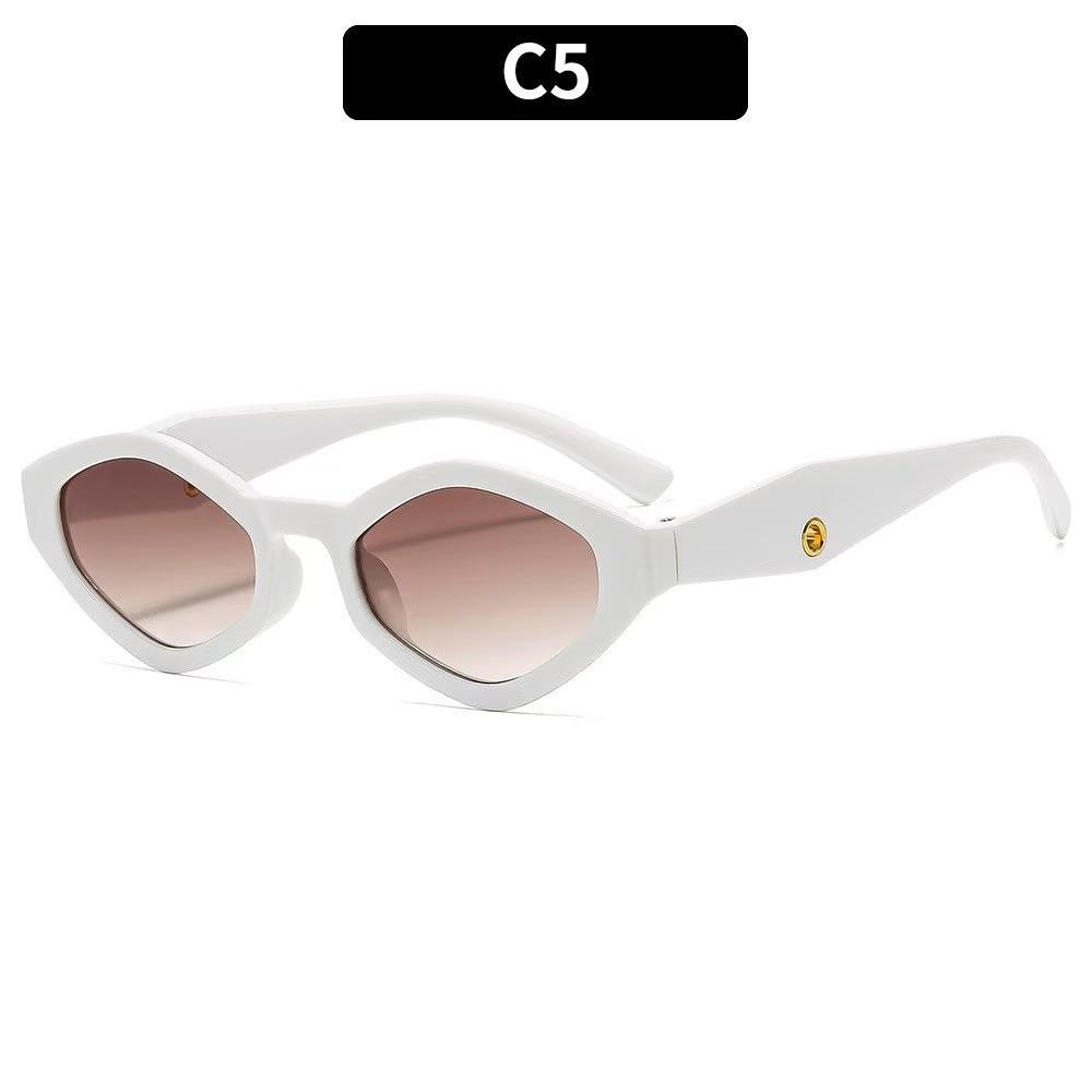 Square Frame Sunglasses Lightweight UV Protection Eyewear for Outdoor Activities Durable Plastic Frame with Gradient Lens Suitable for Daily Use One Size
Square Frame Sunglasses Lightweight UV Protection Eyewear for Outdoor Activities Durable Plastic Frame with Gradient Lens Suitable for Daily Use One Size