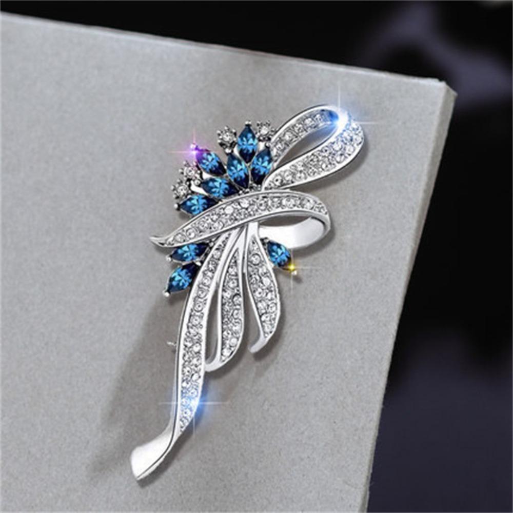 1pcs Bijoux Zinc Zinc Alloy Crystal Flower Brooch Elegant Lapel Pin Corsage Wedding Jewelry blue
1pcs Bijoux Zinc Zinc Alloy Crystal Flower Brooch Elegant Lapel Pin Corsage Wedding Jewelry blue