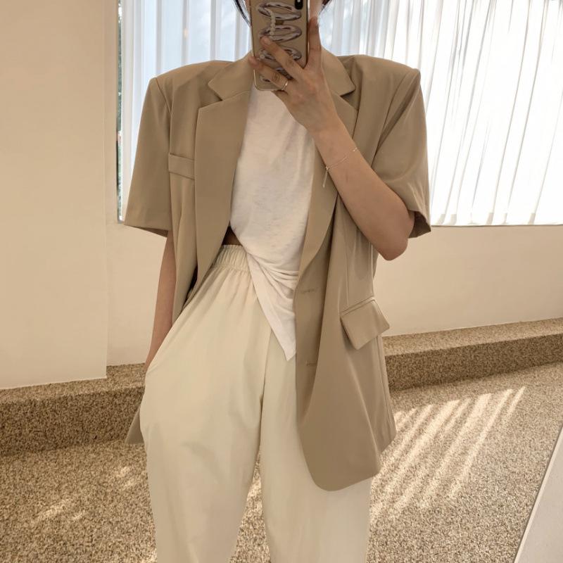 Korean-French Boyfriend Style Loose Short-Sleeve Jacket One Size чорний
Korean-French Boyfriend Style Loose Short-Sleeve Jacket One Size чорний