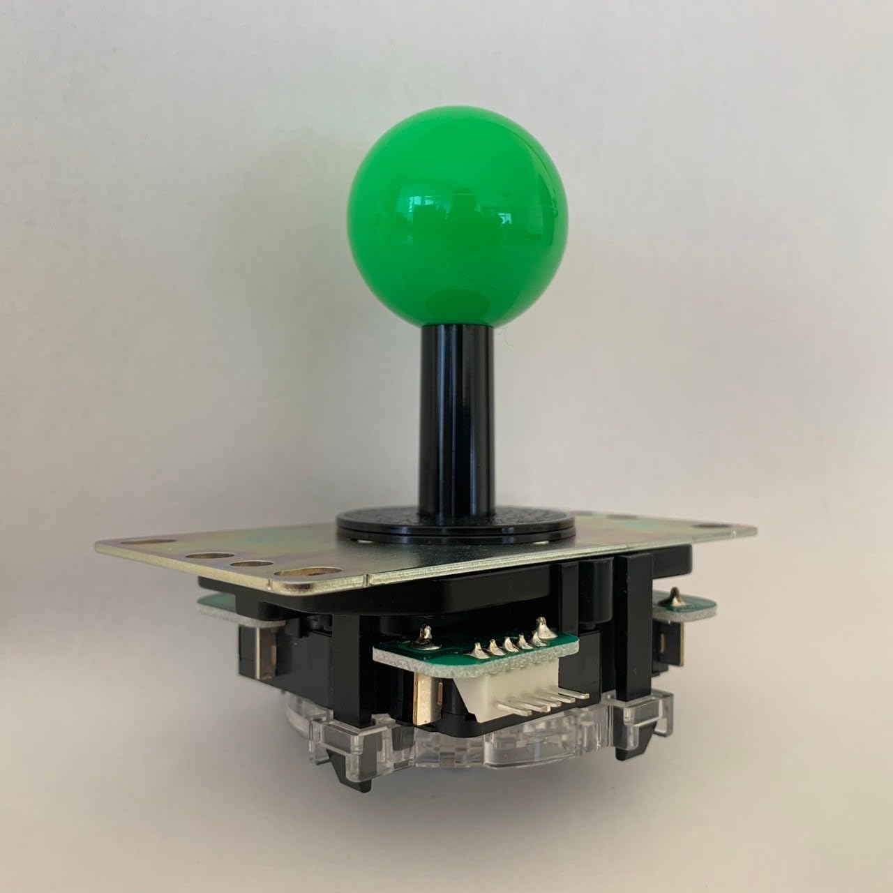 Рычаг джойстика Sanwa Electronics зеленый с крышкой вала JLX-TP-8YT-SK-G для игрового контроллера своими руками
Рычаг джойстика Sanwa Electronics зеленый с крышкой вала JLX-TP-8YT-SK-G для игрового контроллера своими руками