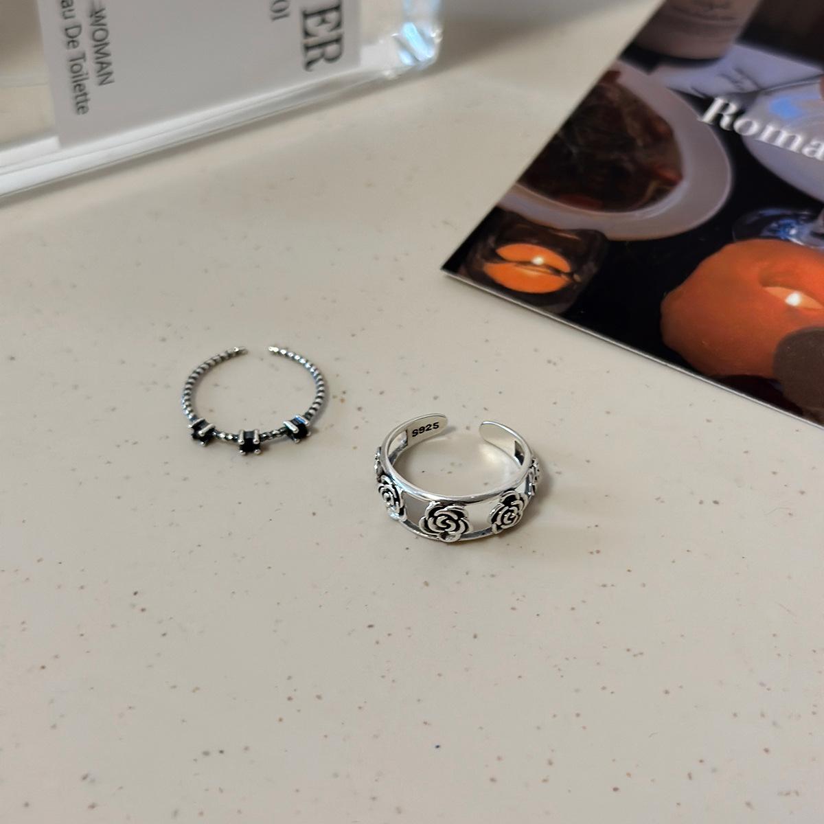 Retro Hollow Rose Ring Women s 925 Sterling Silver Literary Classical Niche Accessories High-end Stacked Ring Fashion opening adjustable
Retro Hollow Rose Ring Women s 925 Sterling Silver Literary Classical Niche Accessories High-end Stacked Ring Fashion opening adjustable