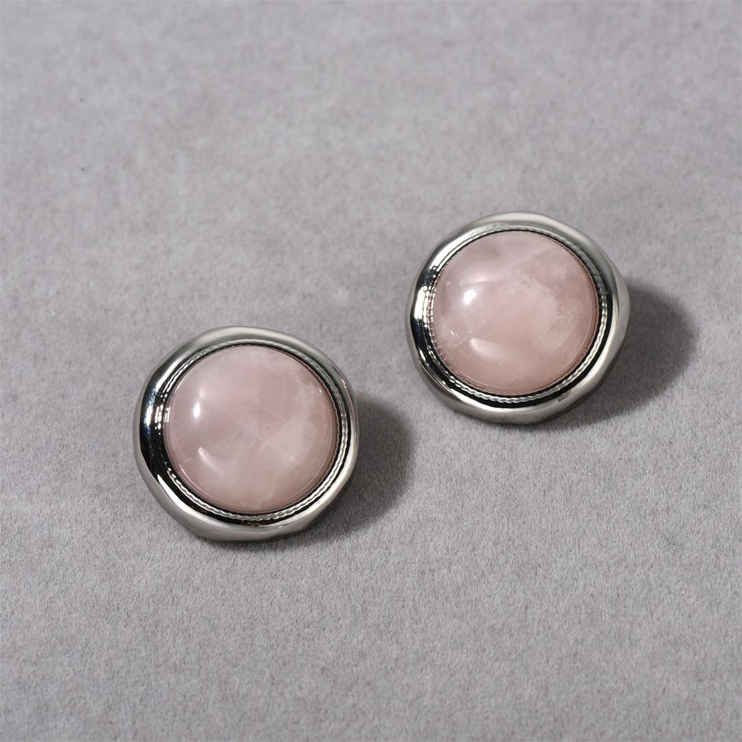 Spring And Summer Inlaid Natural Powder Spar Earrings, Simple Retro Versatile High-End Temperament Earrings, Earrings.
Spring And Summer Inlaid Natural Powder Spar Earrings, Simple Retro Versatile High-End Temperament Earrings, Earrings.