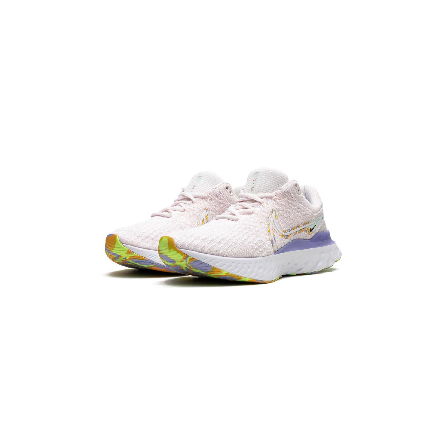 Женские спортивные кроссовки для бега React Infinity Run Flyknit 3 Premium 
Женские спортивные кроссовки для бега React Infinity Run Flyknit 3 Premium