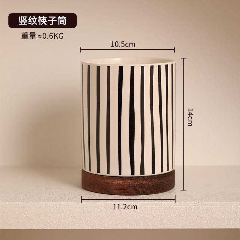 Керамическая подставка для ложек и вилок, бытовая, высококлассная, для кухонной столешницы, для сушки, клетка для палочек для еды, ведро для палочек для еды, подставка для хранения, коробка для палочек для еды
Керамическая подставка для ложек и вилок, бытовая, высококлассная, для кухонной столешницы, для сушки, клетка для палочек для еды, ведро для палочек для еды, подставка для хранения, коробка для палочек для еды