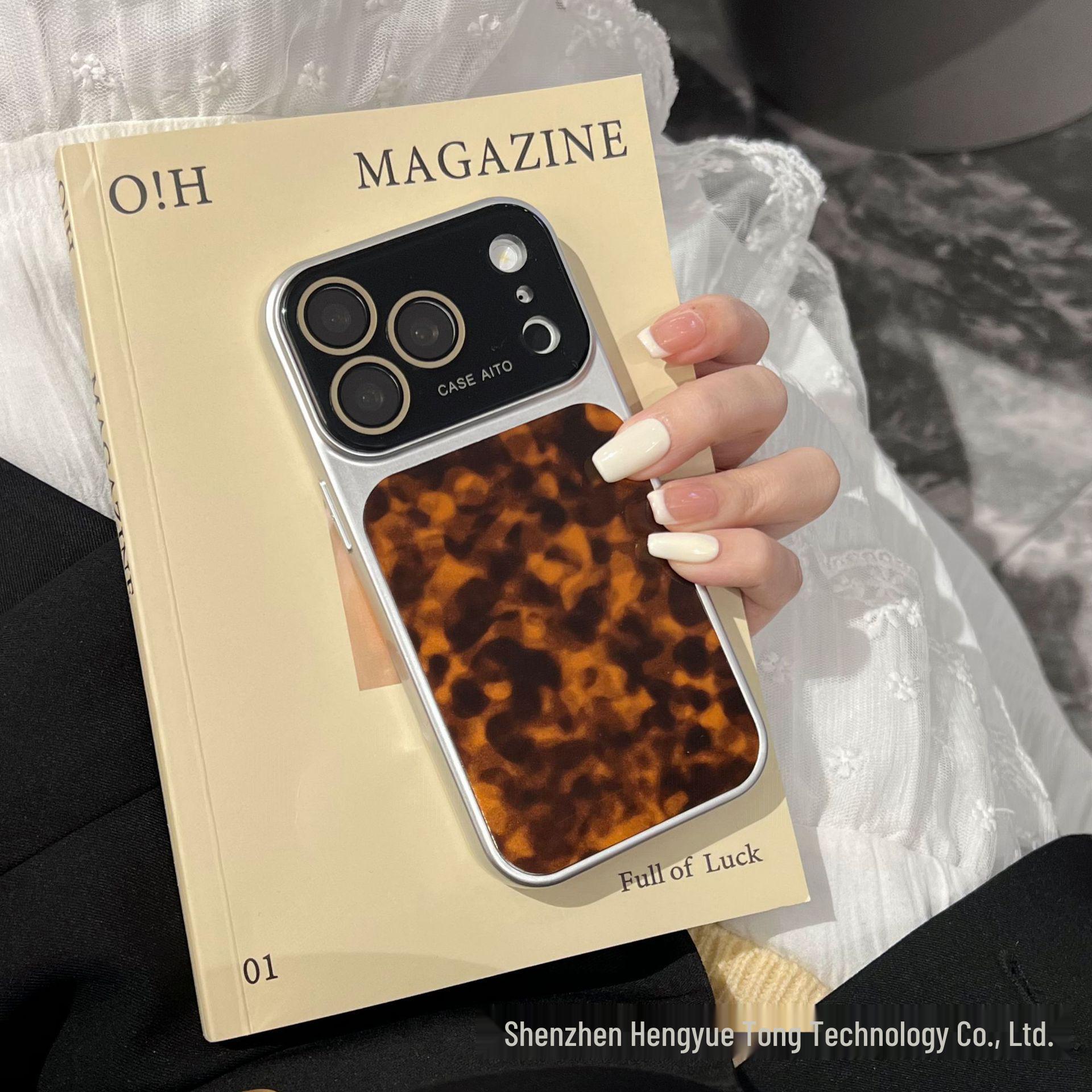 Silver Edge Leopard Print Case for iPhone 16 Pro/17 Pro Max iPhone 16
Silver Edge Leopard Print Case for iPhone 16 Pro/17 Pro Max iPhone 16
