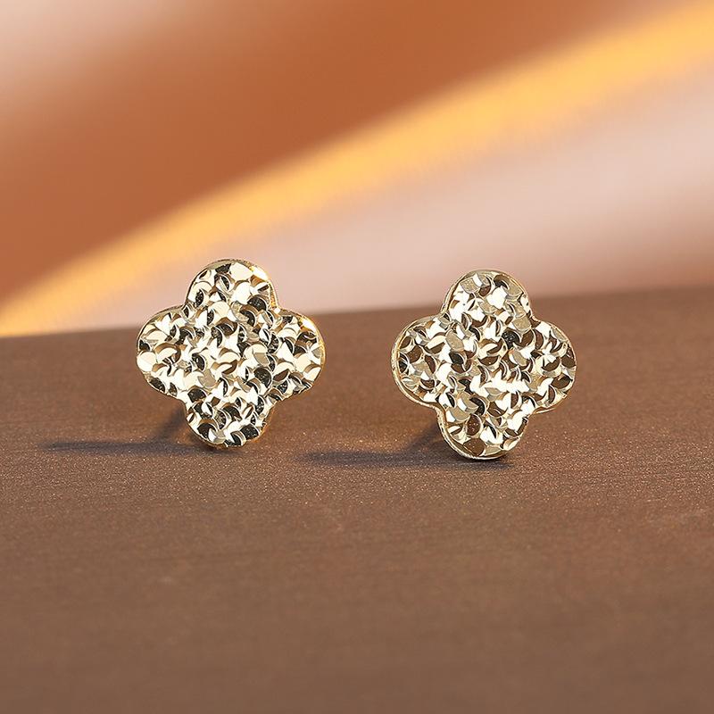 Sterling Silver Crushed Ice Four-Leaf Clover Stud Earrings Female Design Light Luxury Versatile Earrings Engraved Ear Jewelry 925 silver
Sterling Silver Crushed Ice Four-Leaf Clover Stud Earrings Female Design Light Luxury Versatile Earrings Engraved Ear Jewelry 925 silver