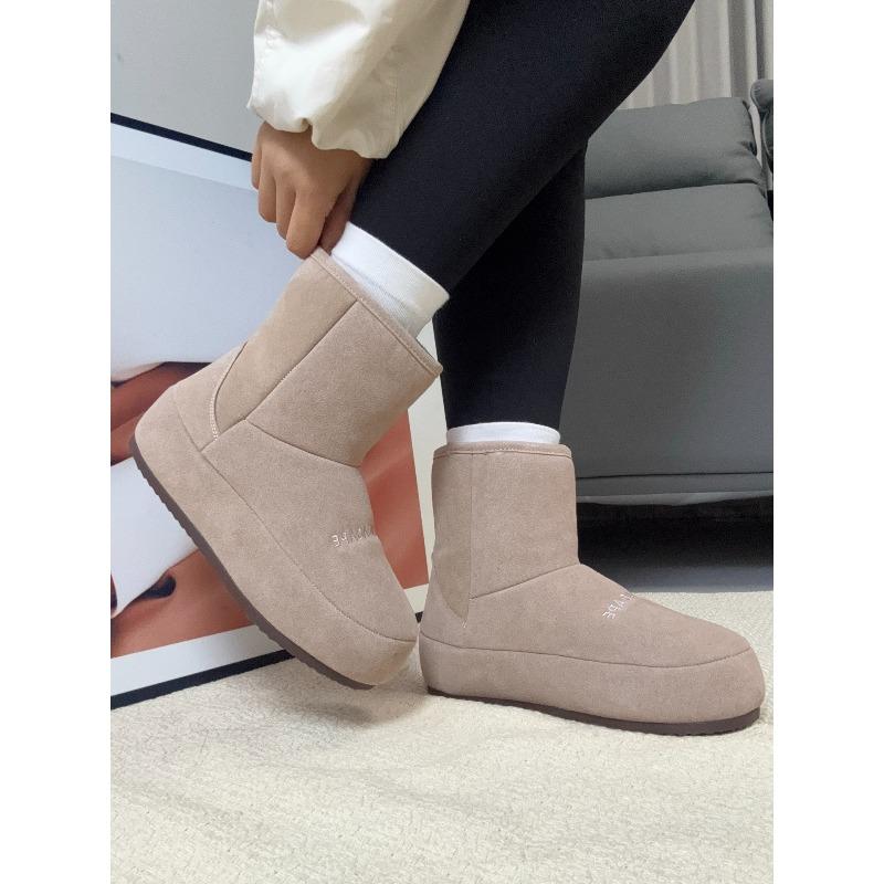 Snow boots women s new winter velvet warm non-slip thick-soled heightening short boots leather bread cotton shoes 40
Snow boots women s new winter velvet warm non-slip thick-soled heightening short boots leather bread cotton shoes 40