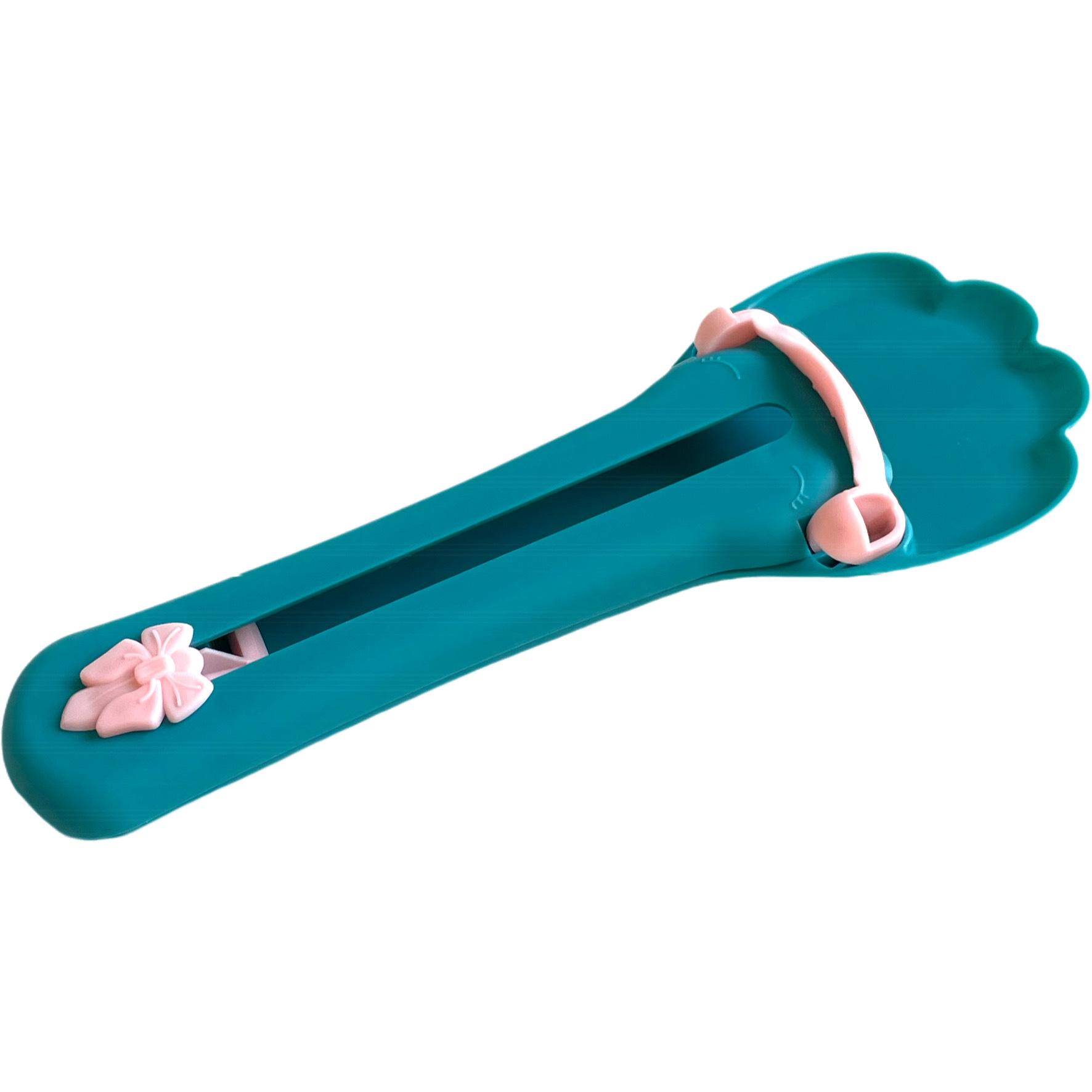 Pet Cat Feeder Strip Squeezer Spoon Liquid Snack Feeding Cat Spoon Food Pet Supplies Cat Strip Squeeze Spoon
Pet Cat Feeder Strip Squeezer Spoon Liquid Snack Feeding Cat Spoon Food Pet Supplies Cat Strip Squeeze Spoon