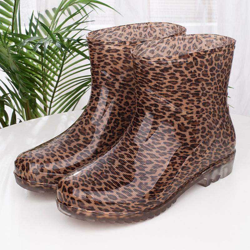 Женские резиновые сапоги с низким голенищем, женские резиновые сапоги с коротким голенищем, рабочие водонепроницаемые нескользящие теплые резиновые сапоги, короткие резиновые сапоги 40
Женские резиновые сапоги с низким голенищем, женские резиновые сапоги с коротким голенищем, рабочие водонепроницаемые нескользящие теплые резиновые сапоги, короткие резиновые сапоги 40