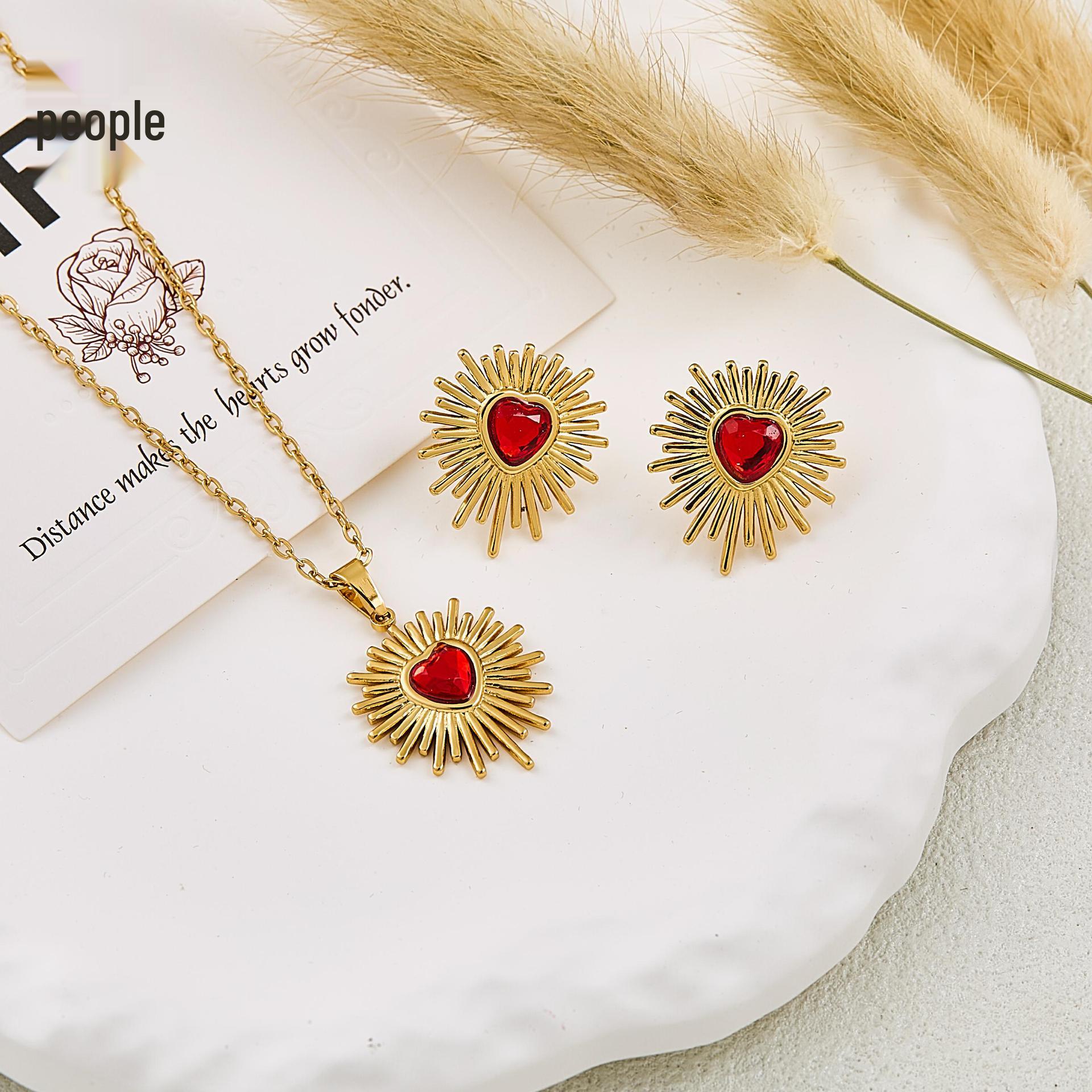 Versatile Retro Heart Pendant Necklace for Women - Hollow Openable Design
Versatile Retro Heart Pendant Necklace for Women - Hollow Openable Design