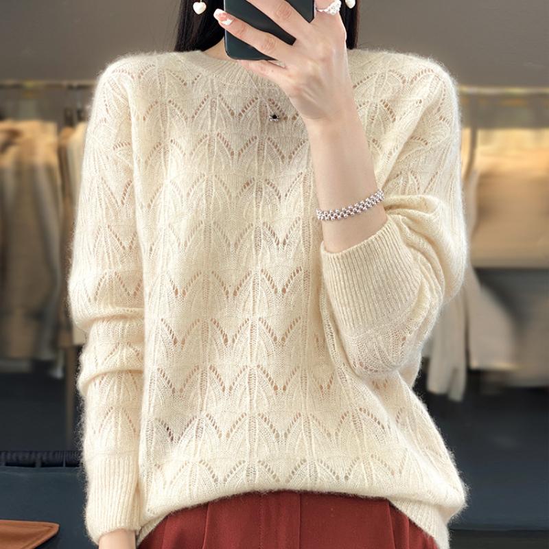 Round Neck Hollow Wool Sweater for Women In Autumn and Winter Fashion Versatile Cashmere Base Shirt Skin-friendly Soft and Glutinous Warm Top S
Round Neck Hollow Wool Sweater for Women In Autumn and Winter Fashion Versatile Cashmere Base Shirt Skin-friendly Soft and Glutinous Warm Top S