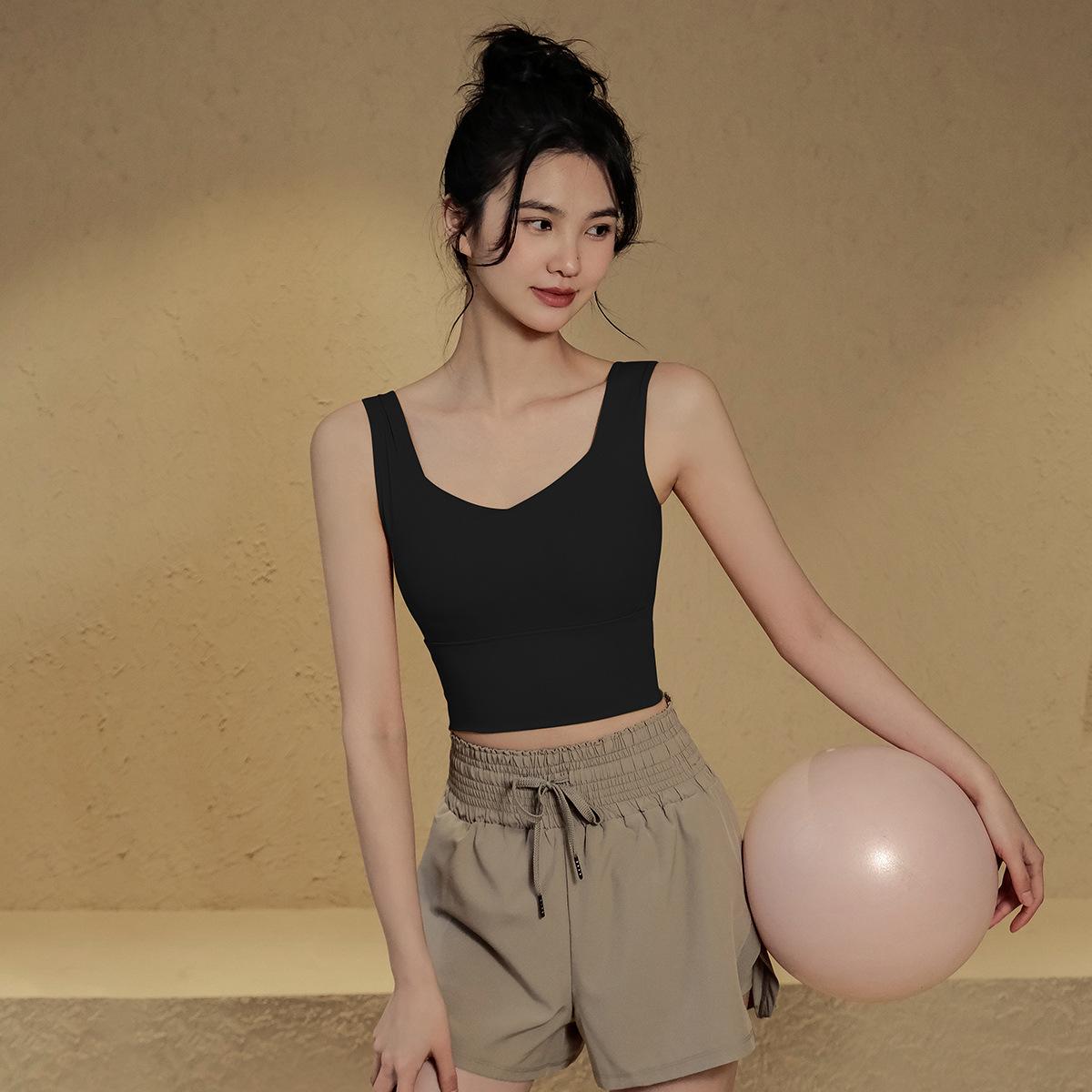 Женский спортивный бюстгальтер большого размера с высокой степенью поддержки, защищающий от ударов, для бега и йоги 2XL (For 146-160 lbs) чёрный
Женский спортивный бюстгальтер большого размера с высокой степенью поддержки, защищающий от ударов, для бега и йоги 2XL (For 146-160 lbs) чёрный