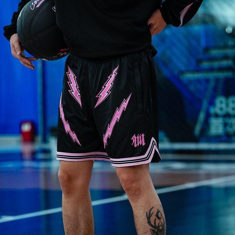 American Street Basketball Quick-Dry Mesh Shorts - Above Knee, Embroidered, Four-Point Design for Training & Fitness XL білий
American Street Basketball Quick-Dry Mesh Shorts - Above Knee, Embroidered, Four-Point Design for Training & Fitness XL білий