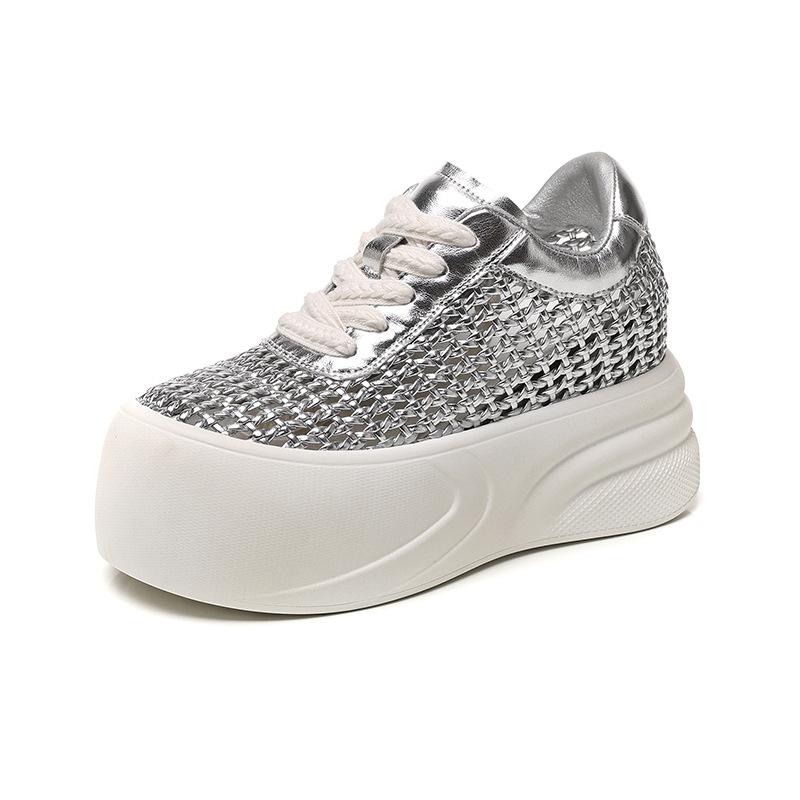Little white shoes women s platform summer versatile board shoes weaving sports and leisure heightening breathable lightweight board shoes muffin 40
Little white shoes women s platform summer versatile board shoes weaving sports and leisure heightening breathable lightweight board shoes muffin 40