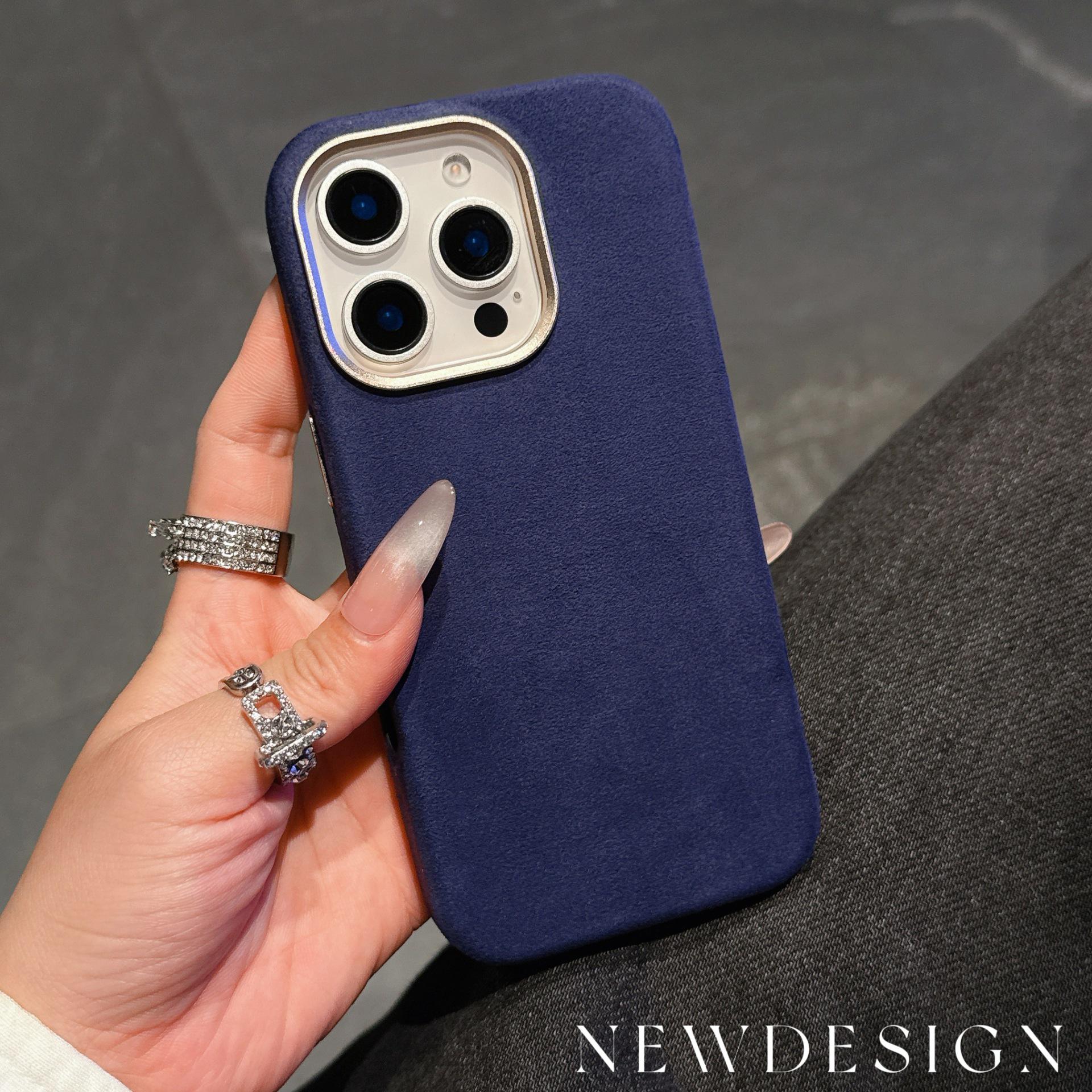 Outilan Luxury Fabric Magnetic Phone Case: Full Coverage, Anti-Drop for iPhone 16 Pro Max 16 Pro
Outilan Luxury Fabric Magnetic Phone Case: Full Coverage, Anti-Drop for iPhone 16 Pro Max 16 Pro