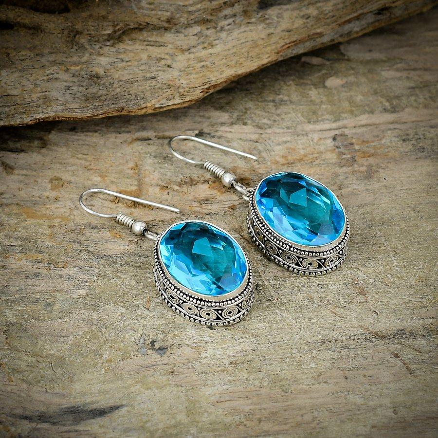 Swiss Blue Topaz Gemstone 925 Sterling Silver Jewelry Earring 1.81 M-237
Swiss Blue Topaz Gemstone 925 Sterling Silver Jewelry Earring 1.81 M-237
