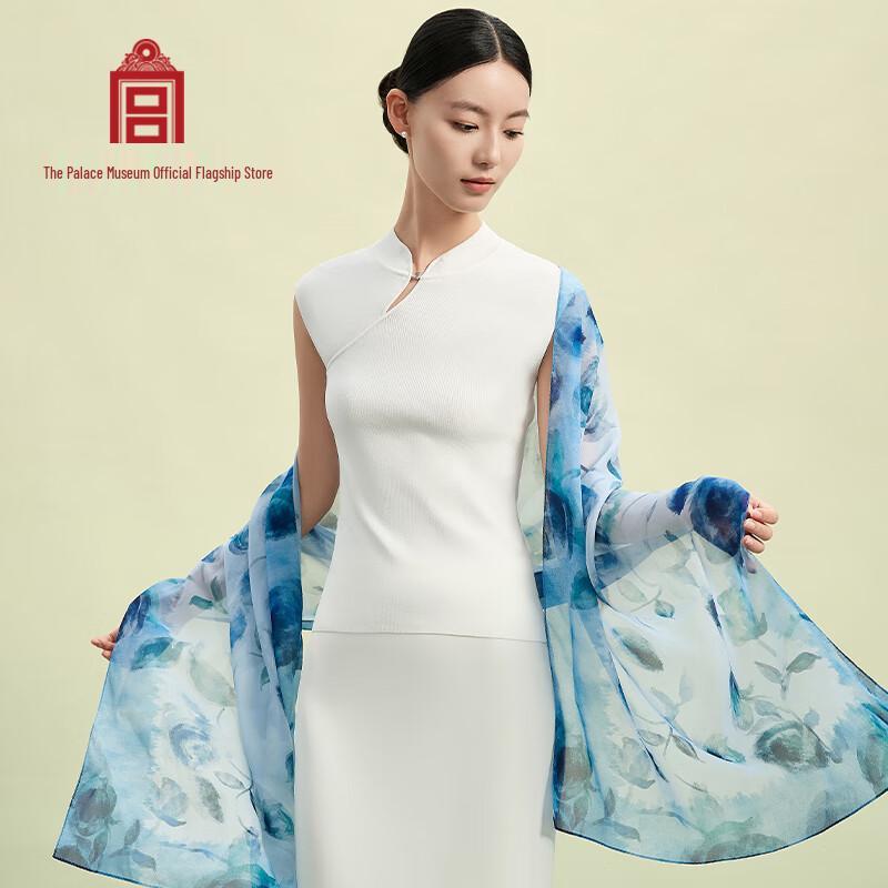 Шелковый шарф Gongli Forbidden City с цветочным узором из тутового шелка
Шелковый шарф Gongli Forbidden City с цветочным узором из тутового шелка