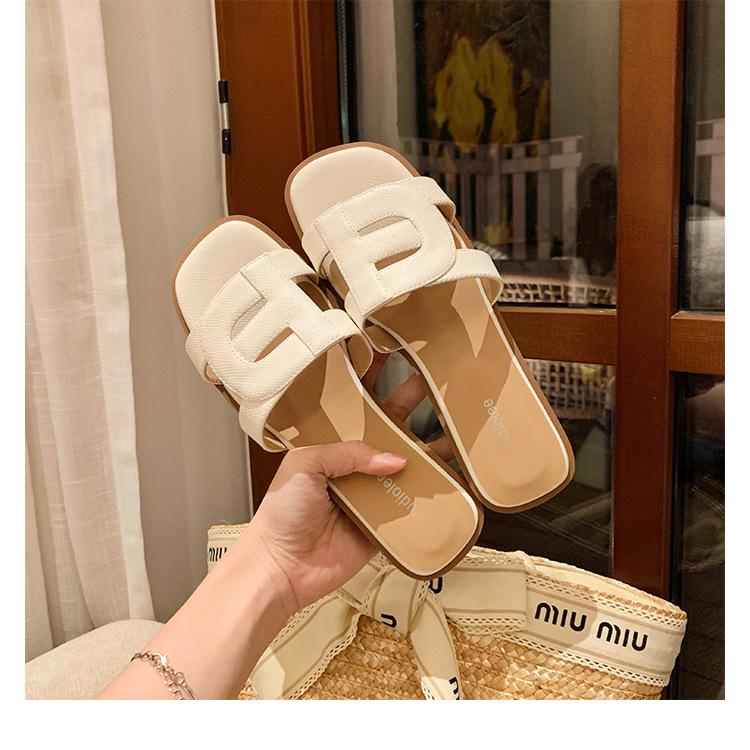 Sheepskin version of grape mother flat-bottomed slippers, women s summer comfortable hollow and thin square head, wearing cool slippers outside the 35
Sheepskin version of grape mother flat-bottomed slippers, women s summer comfortable hollow and thin square head, wearing cool slippers outside the 35