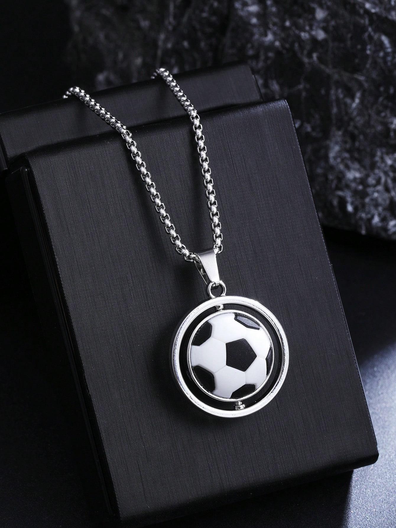 A stainless steel rotating soccer ball pendant necklace, a commemorative gift for sports enthusiasts of both genders.
A stainless steel rotating soccer ball pendant necklace, a commemorative gift for sports enthusiasts of both genders.