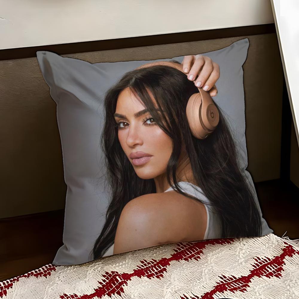 KKim KKardashianS Cushion Cover Reversible Soft Durable Pillow Cover Home Car MultiScene Use for Daily Comfort 30X30cm
KKim KKardashianS Cushion Cover Reversible Soft Durable Pillow Cover Home Car MultiScene Use for Daily Comfort 30X30cm