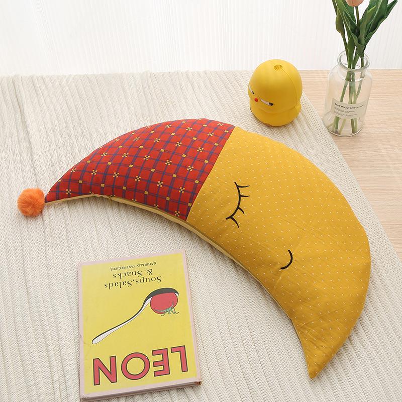 Подушка Місяць для немовлят з пряжі подвійного шару, наповнена гречаним лушпинням, зручна, мила дитяча гречана подушка 30 * 56
Подушка Місяць для немовлят з пряжі подвійного шару, наповнена гречаним лушпинням, зручна, мила дитяча гречана подушка 30 * 56