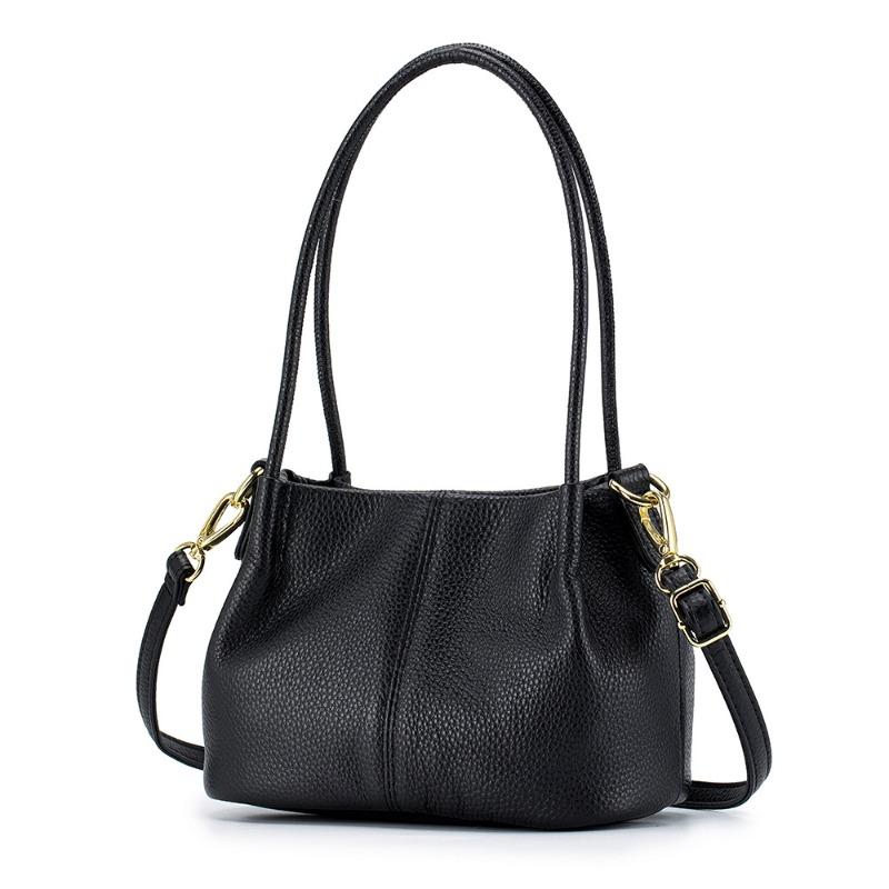 Bag women s new European and American fashion women s portable messenger bag leather niche design large-capacity shoulder bag чёрный
Bag women s new European and American fashion women s portable messenger bag leather niche design large-capacity shoulder bag чёрный