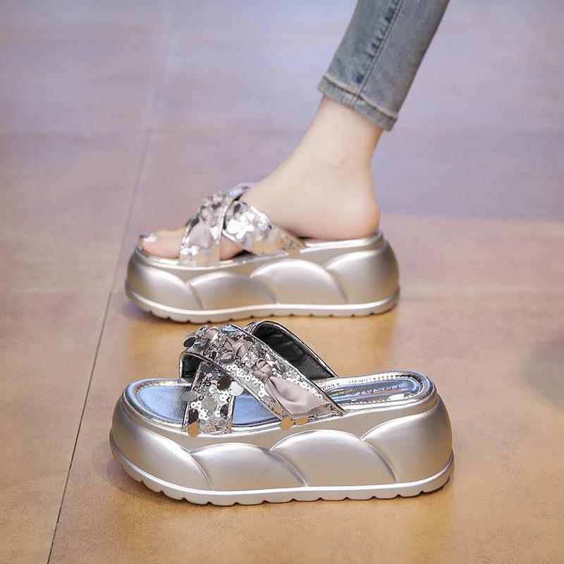 Sequined casual shoes ultra-light and versatile summer open-toed rhinestone sandals new one-word drag muffin bottom 34
Sequined casual shoes ultra-light and versatile summer open-toed rhinestone sandals new one-word drag muffin bottom 34
