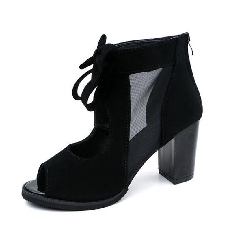 Женские туфли на платформе с застежкой-бабочкой и молнией на массивном каблуке, модные туфли-лодочки с открытым носком и бусинами 40 чёрный
Женские туфли на платформе с застежкой-бабочкой и молнией на массивном каблуке, модные туфли-лодочки с открытым носком и бусинами 40 чёрный