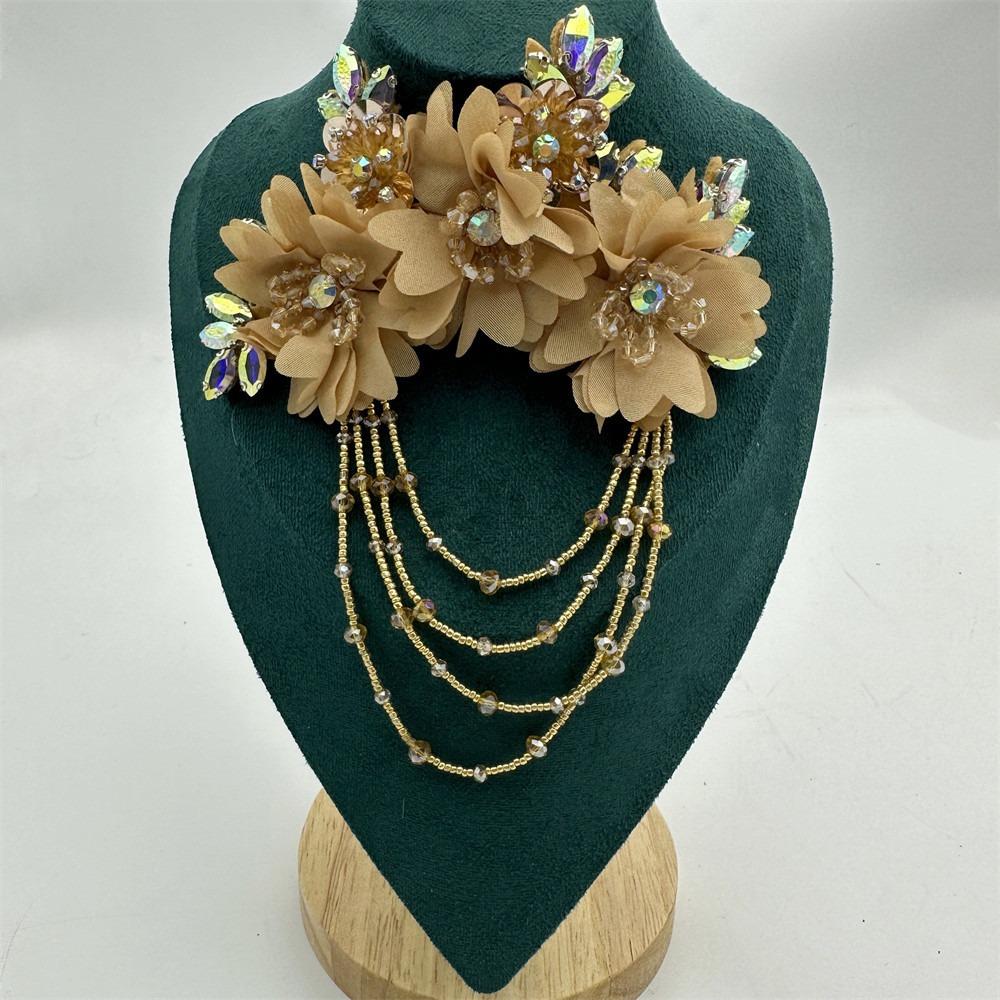 New Handmade Fabric Flower Rhinetones DIY Brooch Pin with Tassels Sewing Materials Clothing Accessories
New Handmade Fabric Flower Rhinetones DIY Brooch Pin with Tassels Sewing Materials Clothing Accessories