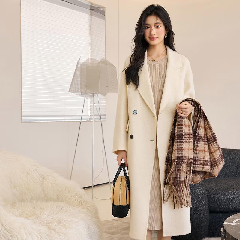 Женское двустороннее пальто из 100% чистой шерсти M
Женское двустороннее пальто из 100% чистой шерсти M