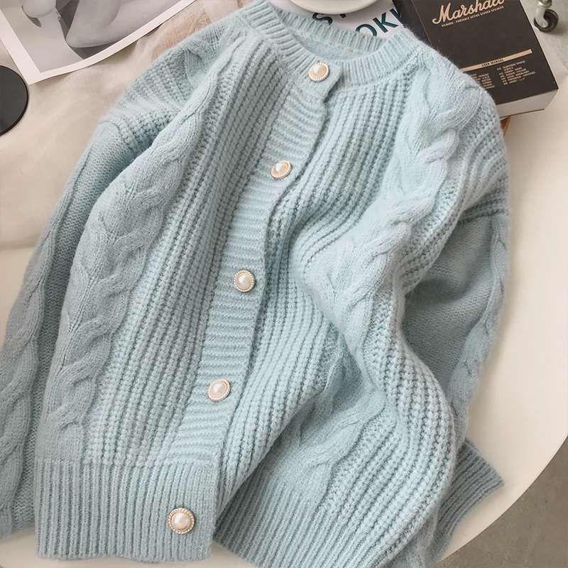 New Women s Korean Style Round Neck Knitted Cardigan with Pearl Buttons S 75-90 jin синій
New Women s Korean Style Round Neck Knitted Cardigan with Pearl Buttons S 75-90 jin синій