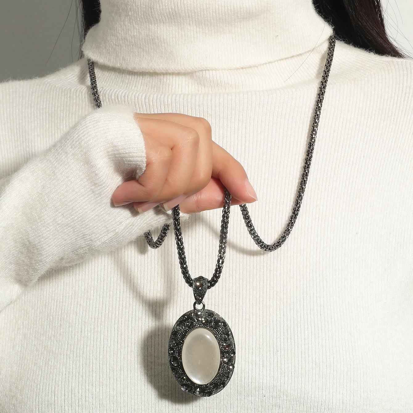 Европейские 1 шт. американские аксессуары для осени/зимы, металлическое ожерелье с подвеской из камня кошачий глаз, простая универсальная длинная цепочка для свитера. чёрный 
Европейские 1 шт. американские аксессуары для осени/зимы, металлическое ожерелье с подвеской из камня кошачий глаз, простая универсальная длинная цепочка для свитера. чёрный