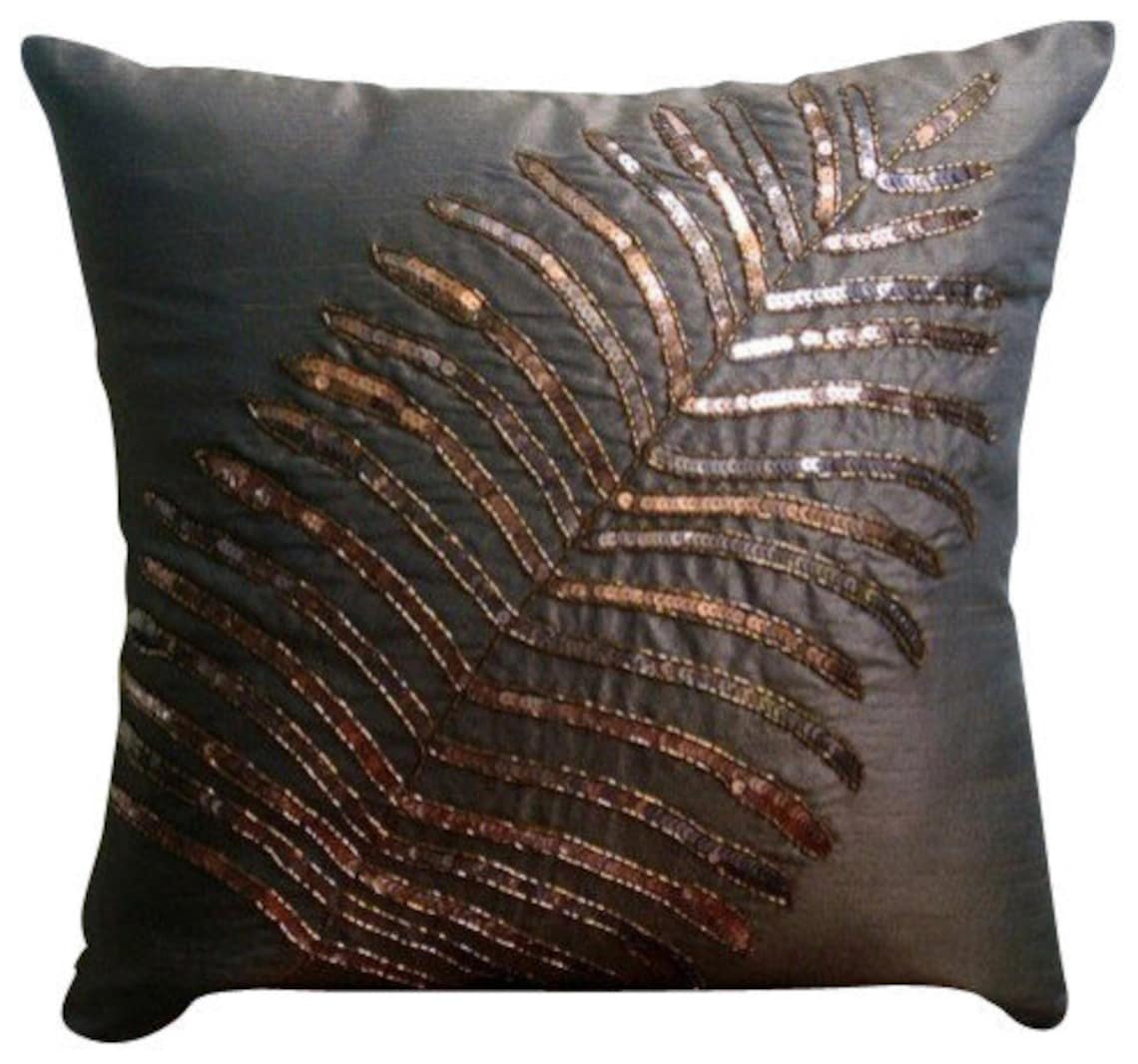 The HomeCentric Sofa Коричневые наволочки Наволочки с тропическим цветком Наволочки Art Silk Throw Pillow Covers Sequins Leaf Наволочки для подушек - Brown Leaf
The HomeCentric Sofa Коричневые наволочки Наволочки с тропическим цветком Наволочки Art Silk Throw Pillow Covers Sequins Leaf Наволочки для подушек - Brown Leaf