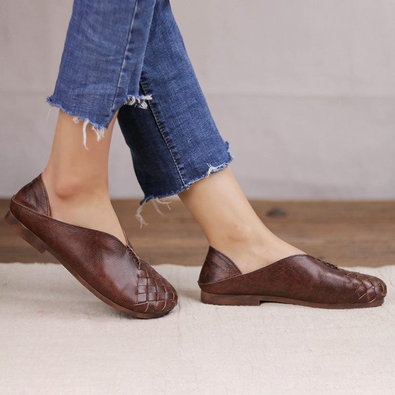 Весенние винтажные женские туфли из коровьей кожи с круглым носком на плоской подошве 40 кофейный
Весенние винтажные женские туфли из коровьей кожи с круглым носком на плоской подошве 40 кофейный