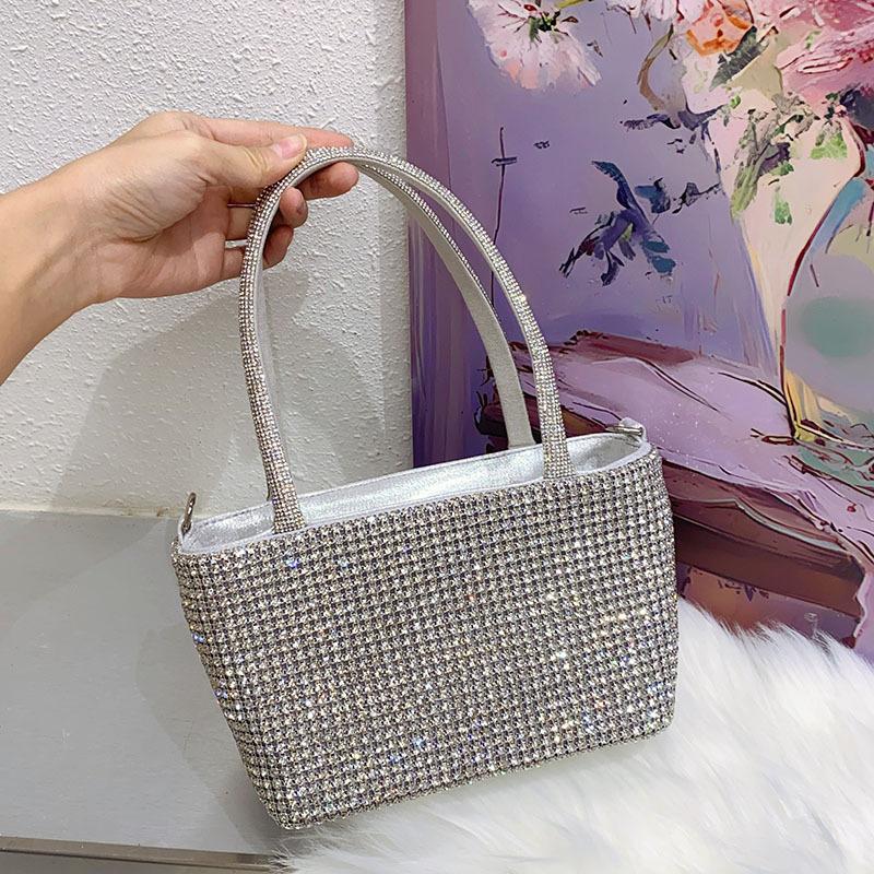 Women s Handbag Evening Bag Wedding Party Clutch Purse Messenger Bag
Women s Handbag Evening Bag Wedding Party Clutch Purse Messenger Bag