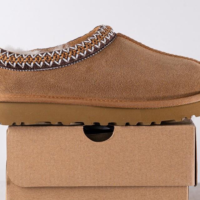 Leather wool snow boots fur integrated leather surface thick-soled fur shoes wear high-top northern warm cotton shoes 35
Leather wool snow boots fur integrated leather surface thick-soled fur shoes wear high-top northern warm cotton shoes 35