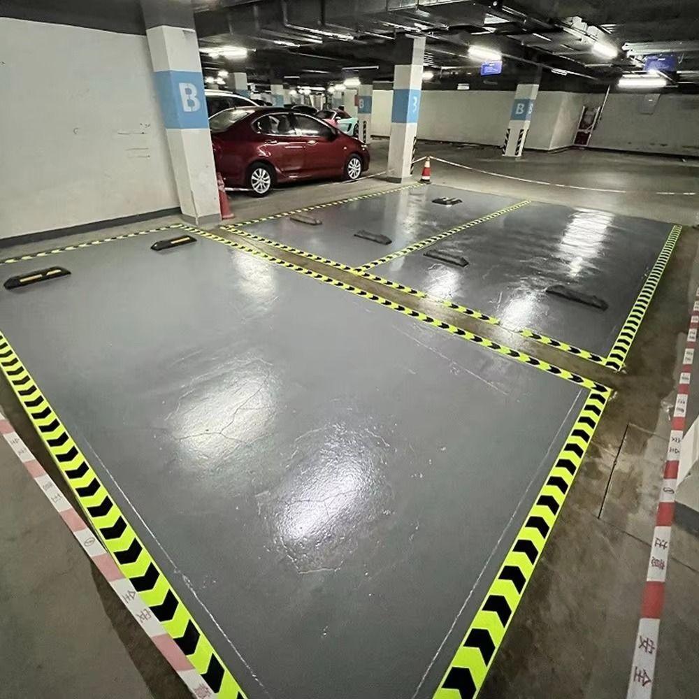 Anti-Collision Auto Reflective Tape Self-adhesive Auto Safety Warning Sticker Truck style 3
Anti-Collision Auto Reflective Tape Self-adhesive Auto Safety Warning Sticker Truck style 3