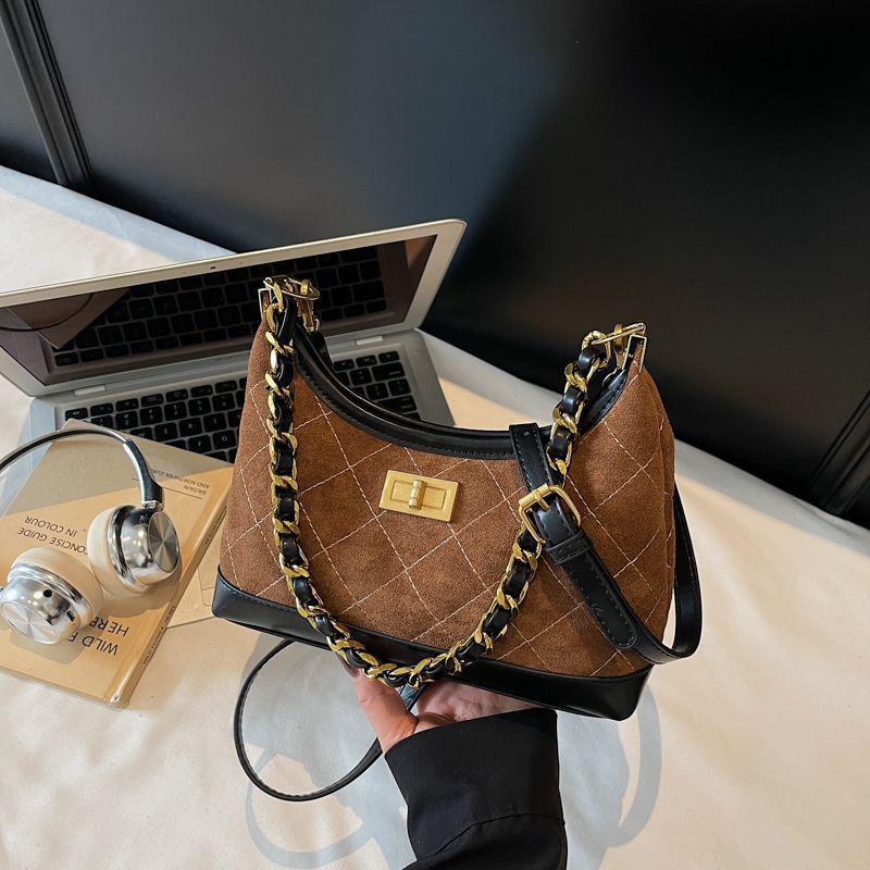 Women s 2025 Retro Chain Underarm Bag - Fragrant Style Plaid Crossbody кофейный
Women s 2025 Retro Chain Underarm Bag - Fragrant Style Plaid Crossbody кофейный