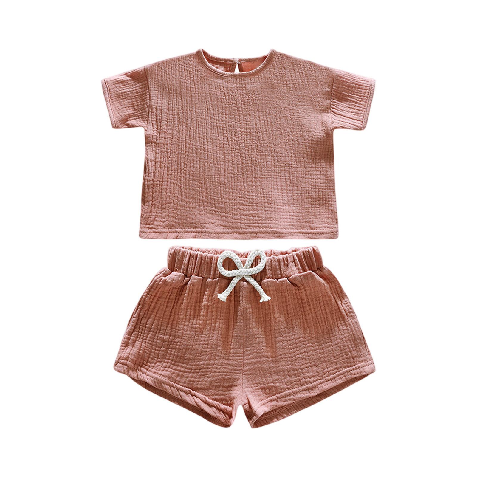 Kid Patriotic Outfit - Short Sleeve & Shorts 2-Piece Set For Girl 90 Кіновар
Kid Patriotic Outfit - Short Sleeve & Shorts 2-Piece Set For Girl 90 Кіновар