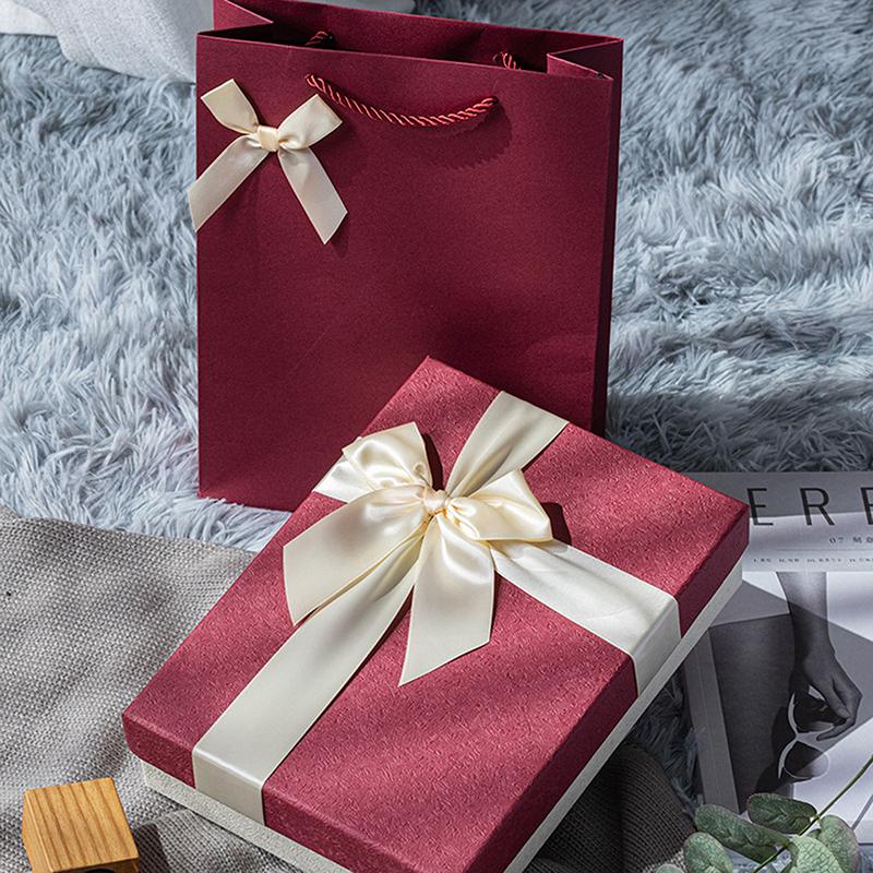 Подарочные пакеты с ручками Бумажный пакет для вечеринки Сумка с бантом Лента Упаковка для ювелирных изделий День рождения Свадьба Выпускной Празднование Подарочная упаковка красный
Подарочные пакеты с ручками Бумажный пакет для вечеринки Сумка с бантом Лента Упаковка для ювелирных изделий День рождения Свадьба Выпускной Празднование Подарочная упаковка красный