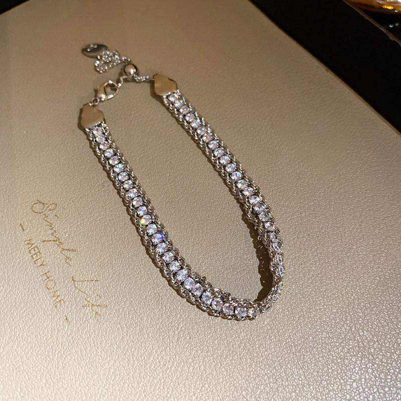Geometric Alloy Adjustable Bracelet With Rhinestone Embellishments For Women StyleB
Geometric Alloy Adjustable Bracelet With Rhinestone Embellishments For Women StyleB