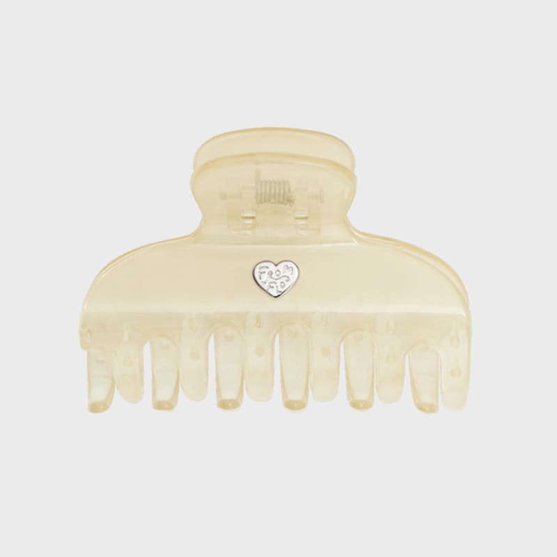 From.Flo Basic Hair Claw - Oat F
From.Flo Basic Hair Claw - Oat F
