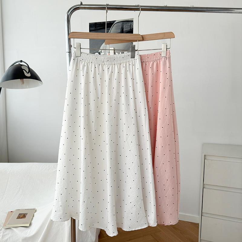 Gentle Style Small Dot Cloud Cotton Skirt In Summer Mid-length High Waist Slim and Covers Hips Versatile and Fresh Umbrella Skirt S рожевий
Gentle Style Small Dot Cloud Cotton Skirt In Summer Mid-length High Waist Slim and Covers Hips Versatile and Fresh Umbrella Skirt S рожевий