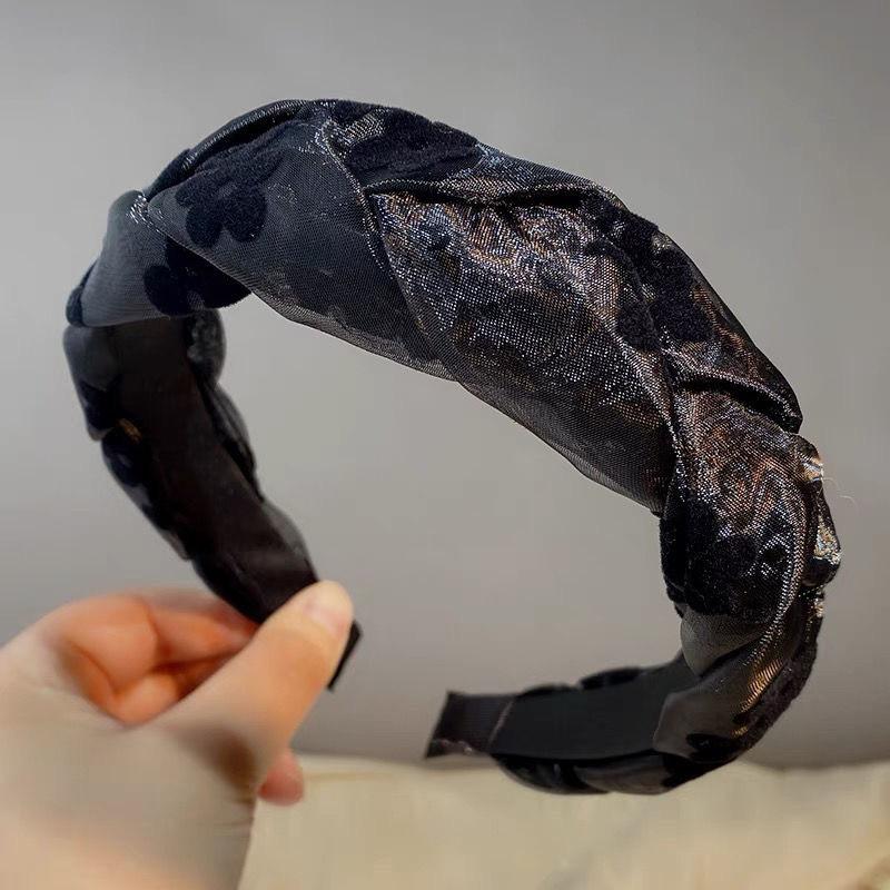 Новые красочные обручи для волос для женской моды Элегантная женская повязка для волос из органзы в клетку Дизайнерская широкая повязка на голову Головной убор
Новые красочные обручи для волос для женской моды Элегантная женская повязка для волос из органзы в клетку Дизайнерская широкая повязка на голову Головной убор