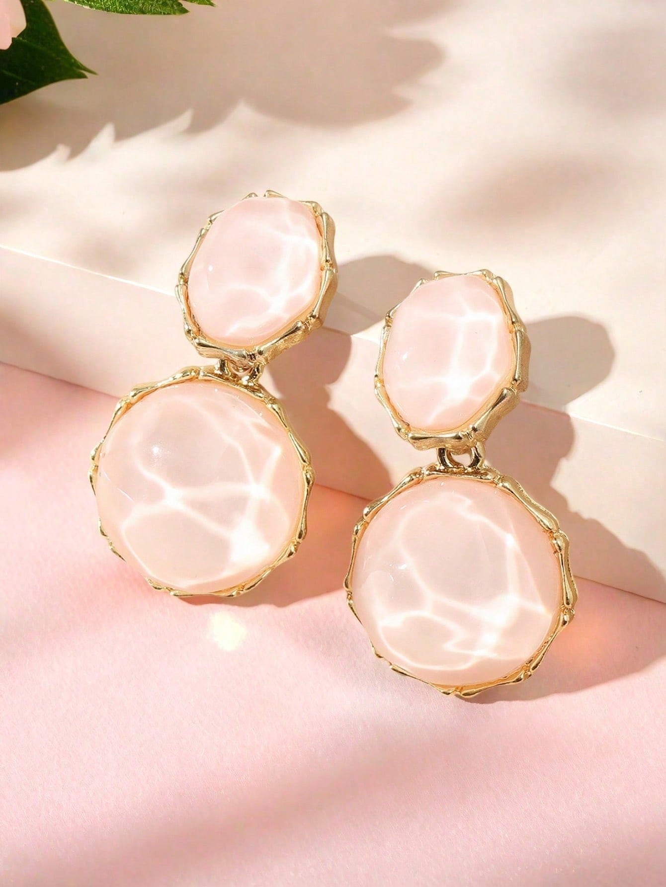 1 Pair Women s Vintage Elegant -Tone Earrings, Fashion Luxury Style Versatile Earrings рожевий
1 Pair Women s Vintage Elegant -Tone Earrings, Fashion Luxury Style Versatile Earrings рожевий