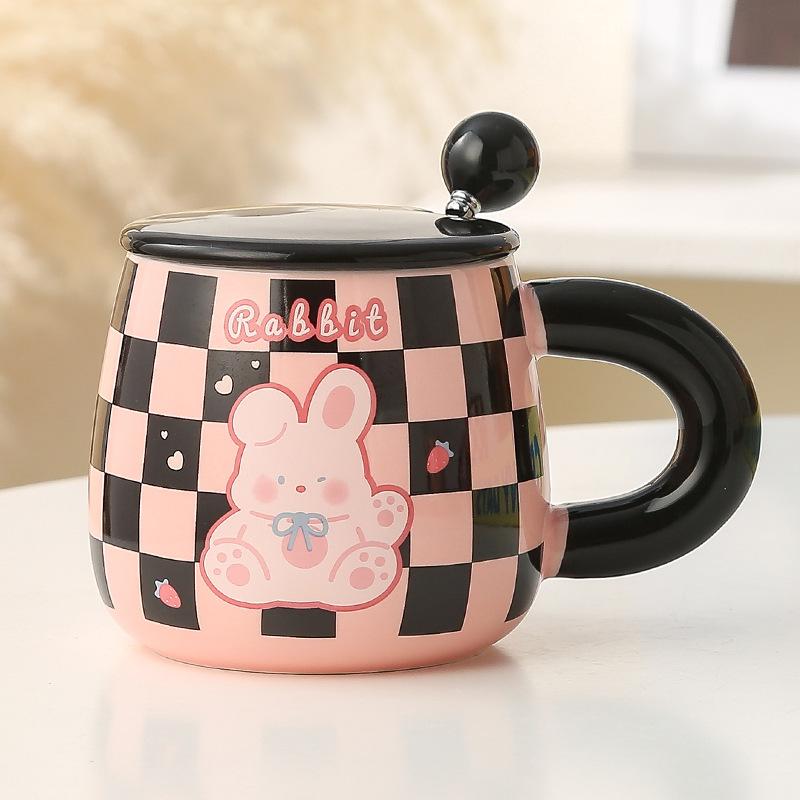 Кружка с крышкой и ложкой, парная керамическая чашка, милая креативная чашка для воды для дома и офиса, чашка для завтрака 301-400ml
Кружка с крышкой и ложкой, парная керамическая чашка, милая креативная чашка для воды для дома и офиса, чашка для завтрака 301-400ml