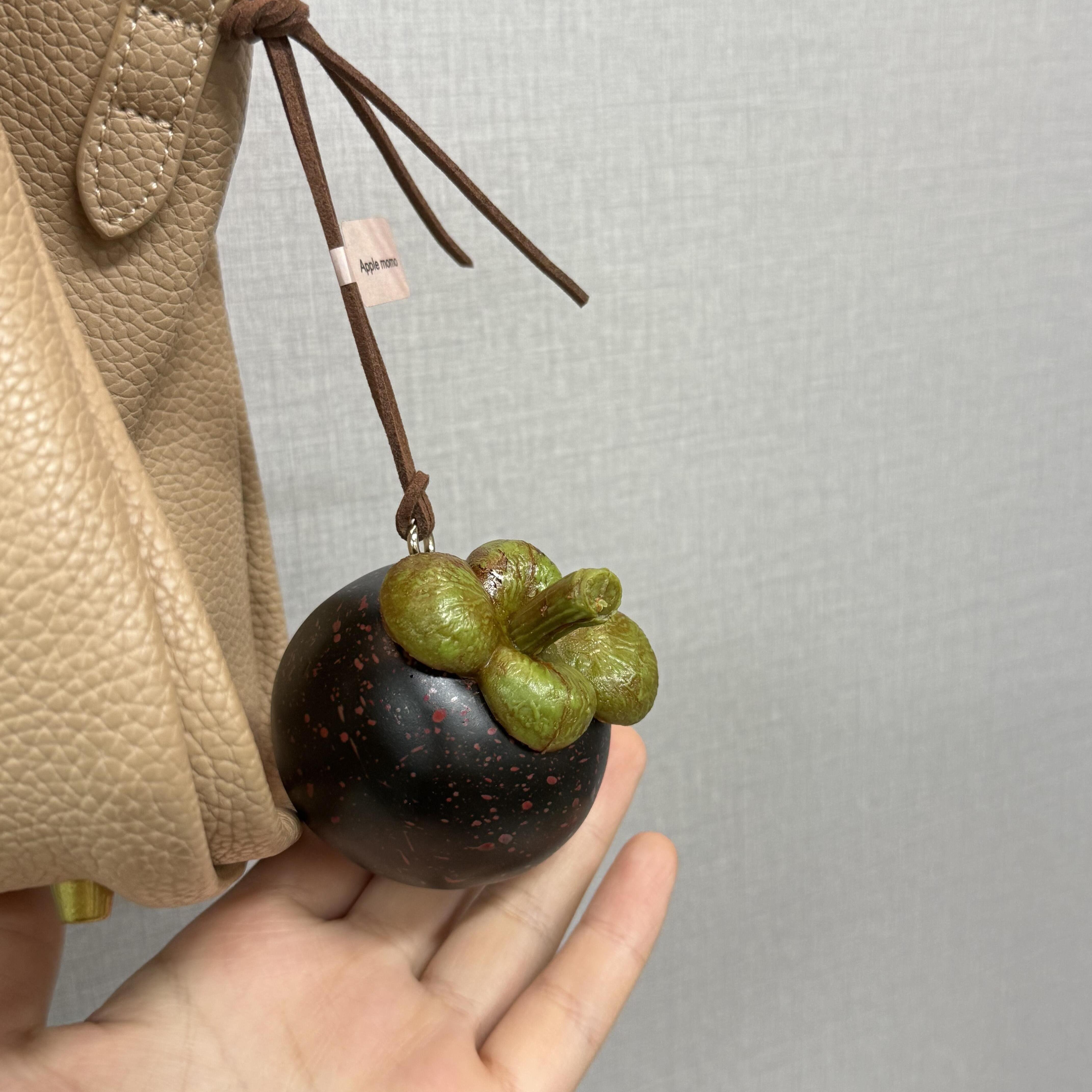 Apple Momo Bag Charm Simulated Tomato Simulated Potato Creative Niche Design Vegetable Pendant Bag Backpack Decor Accessories
Apple Momo Bag Charm Simulated Tomato Simulated Potato Creative Niche Design Vegetable Pendant Bag Backpack Decor Accessories