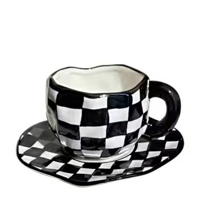 Nordic Black White Checkerboard Ceramic Mug Hand-Painted Irregular Cup Stylish Afternoon Tea Coffee Drinkware Cups Creative Mugs 201-300ml белый
Nordic Black White Checkerboard Ceramic Mug Hand-Painted Irregular Cup Stylish Afternoon Tea Coffee Drinkware Cups Creative Mugs 201-300ml белый