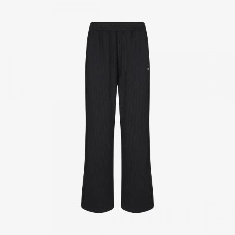 Fila Women S Ribbed Wide Training pantS BLACK/WL(W85)
Fila Women S Ribbed Wide Training pantS BLACK/WL(W85)
